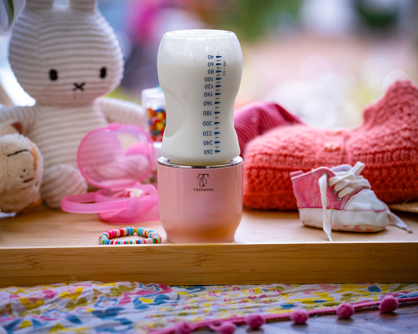 Trendosa Bottle Warmer with free pacifier case - Trendosa